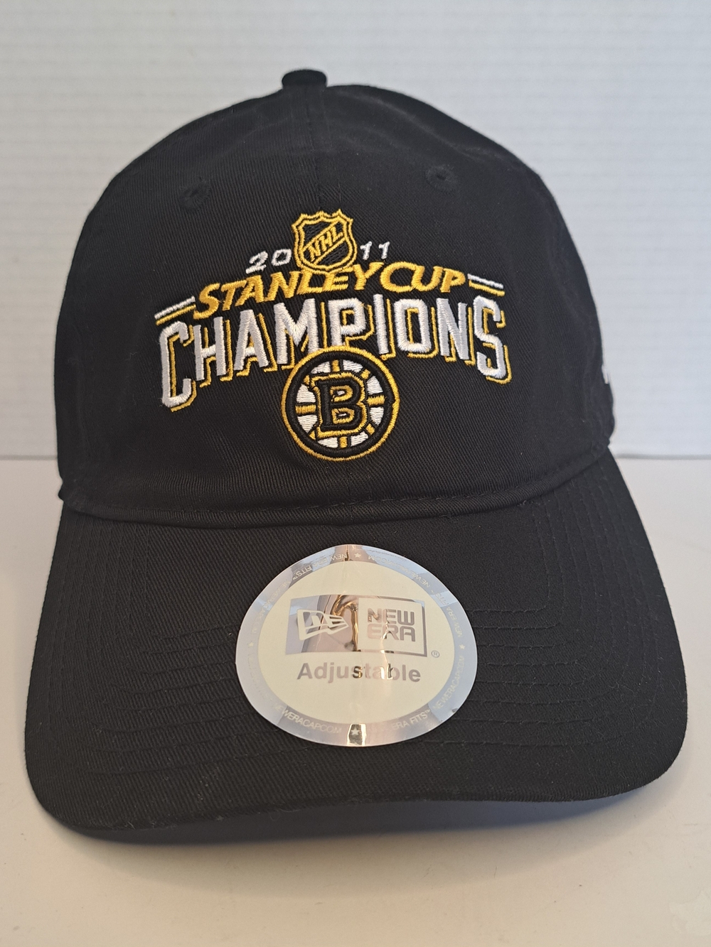 *NWT* BOSTON BRUINS New Era 2011 STANLEY CUP CHAMPIONS Adjustable NHL Hat